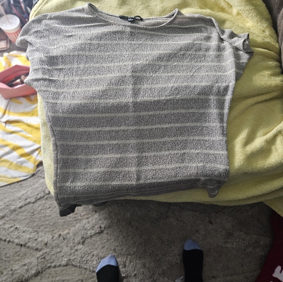 SHIRT - Picture 2 of 2